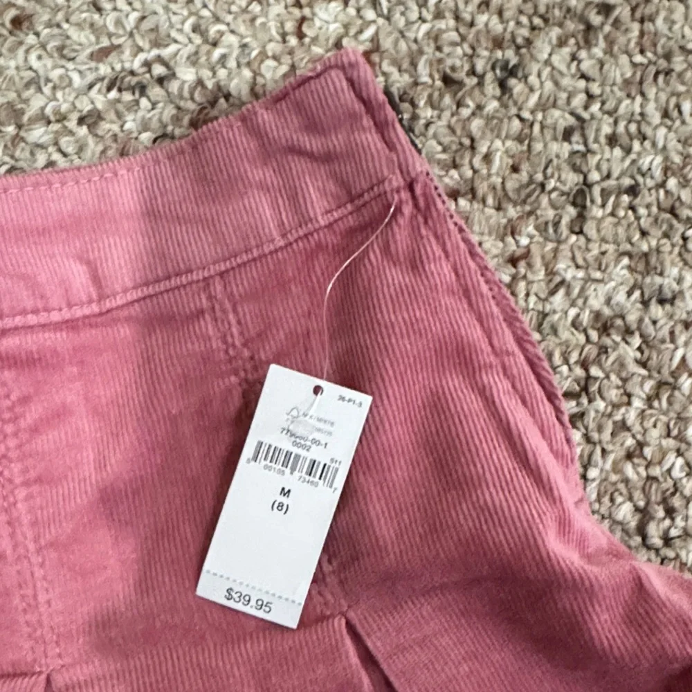 NWT GAP Pink Corduroy Skirt- M